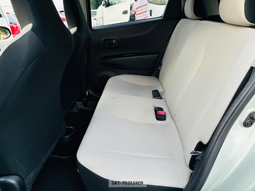 Toyota VITZ 2011-05 7780260-9