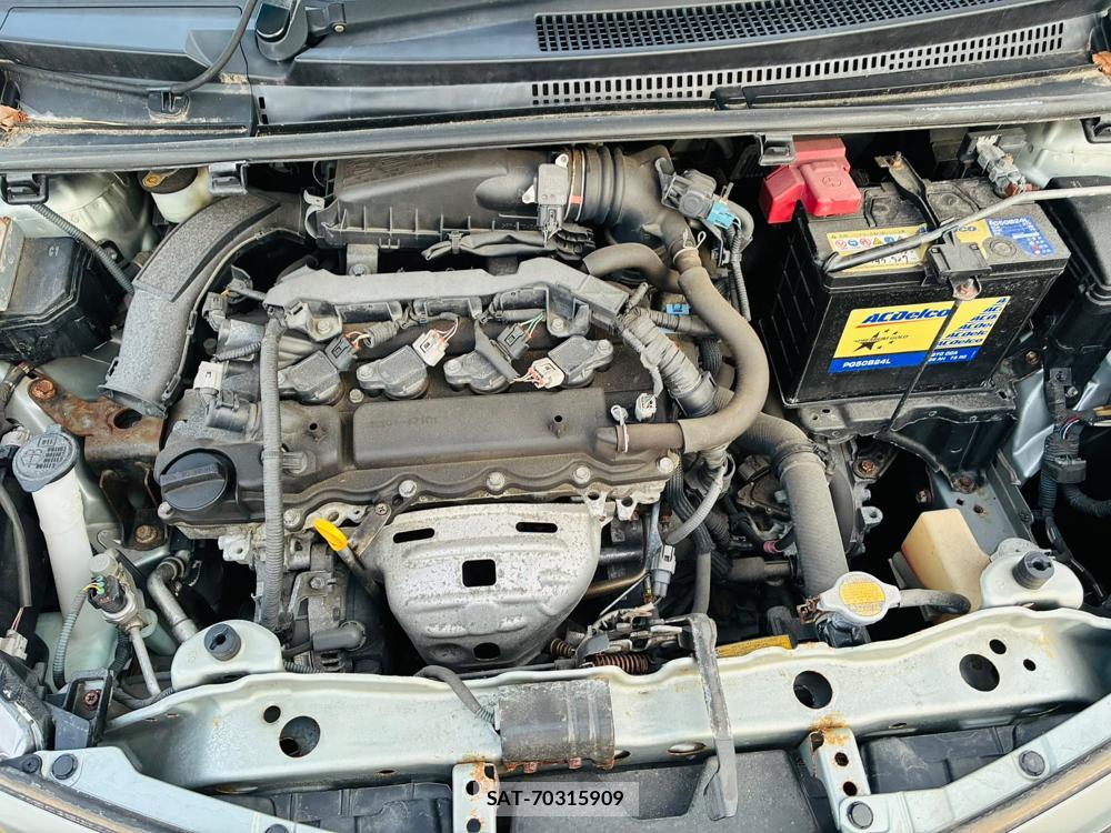 Toyota VITZ 2011-05 7780260-34