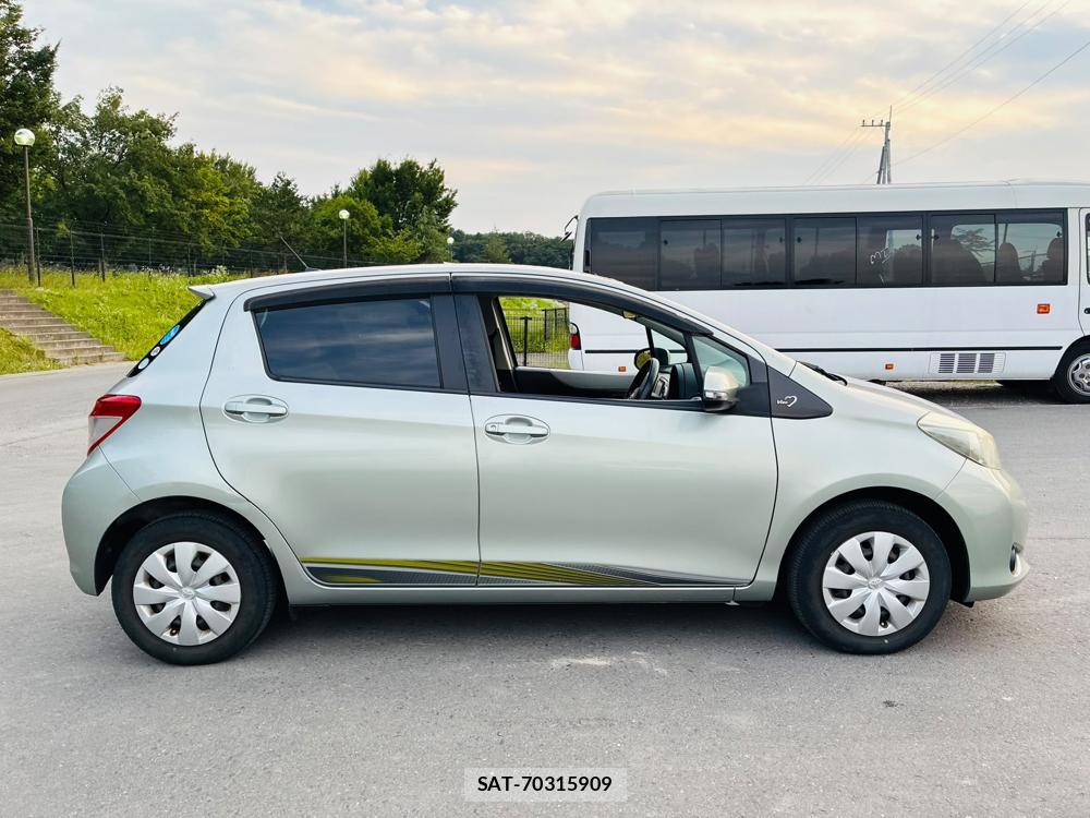 Toyota VITZ 2011-05 7780260-5