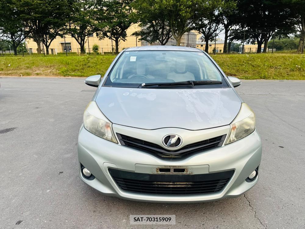 Toyota VITZ 2011-05 7780260-7