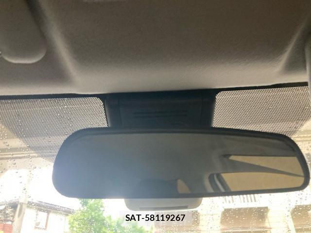 Toyota VITZ 2018-09 8039010-15
