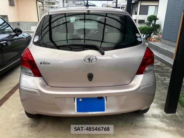 Toyota VITZ 2010-06 8039022-1