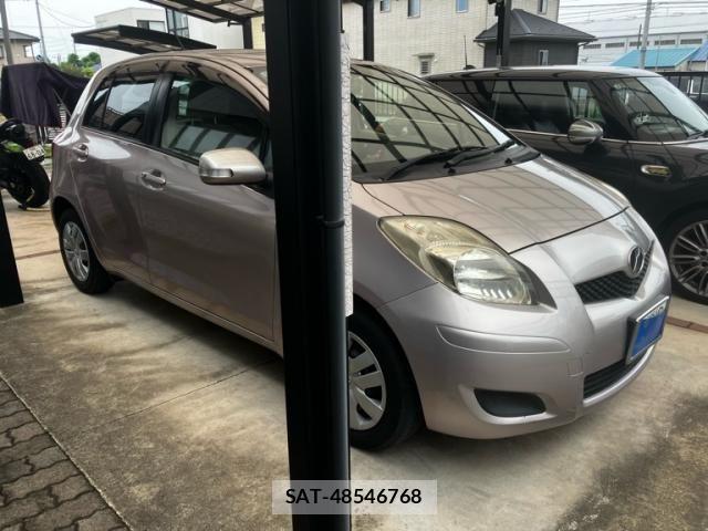 Toyota VITZ 2010-06 8039022-3
