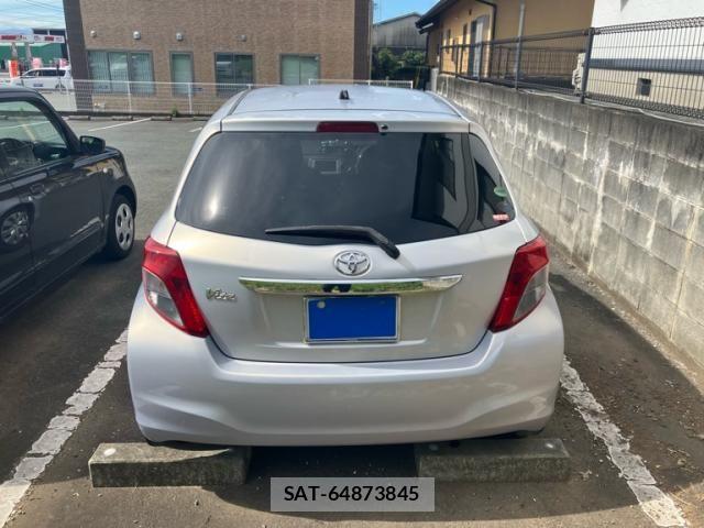 Toyota VITZ 2014-05 8039018-4