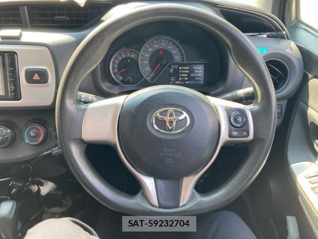 Toyota VITZ 2015-02 8039013-13