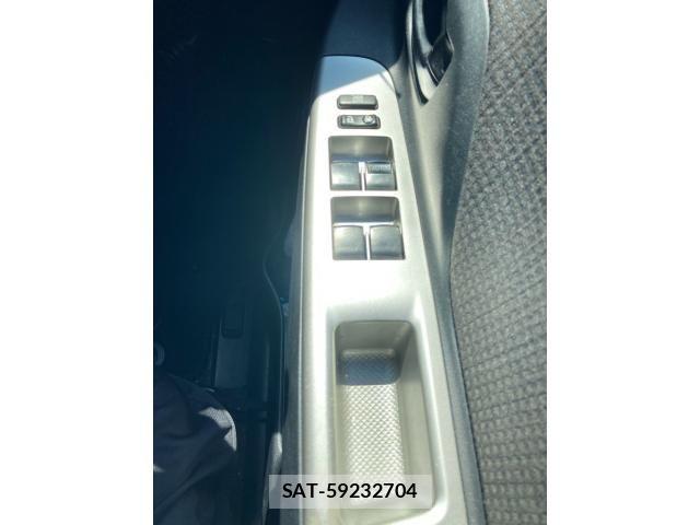 Toyota VITZ 2015-02 8039013-14