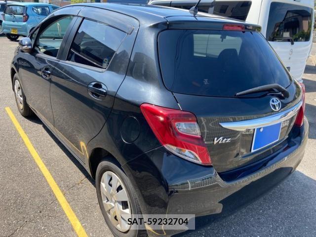 Toyota VITZ 2015-02 8039013-2