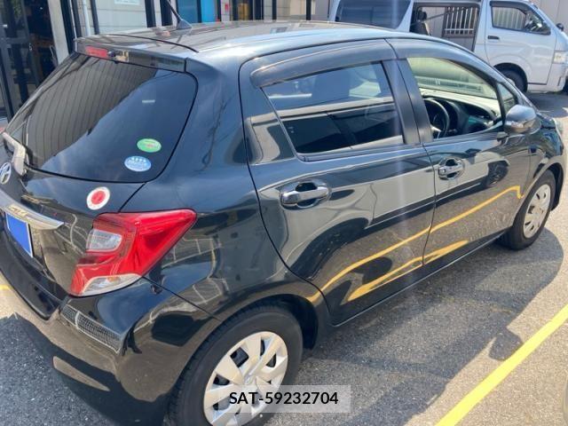 Toyota VITZ 2015-02 8039013-3