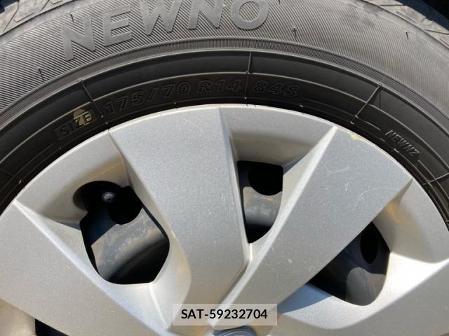Toyota VITZ 2015-02 8039013-5