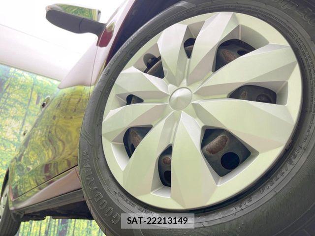 Toyota VITZ 2017-07 8039011-12