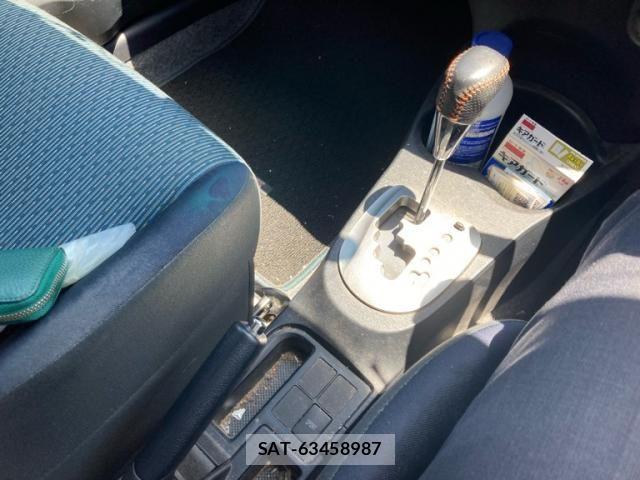Toyota VITZ 2012-06 8039009-14