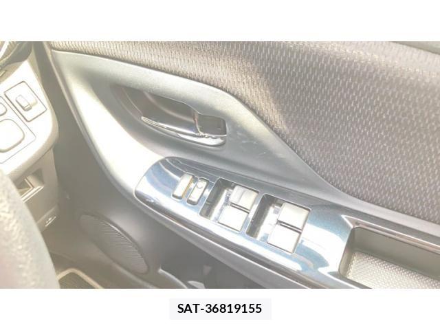 Toyota VITZ 2017-10 8039012-9