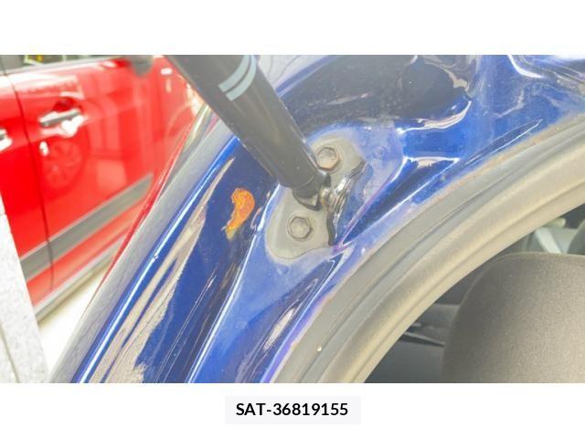 Toyota VITZ 2017-10 8039012-19