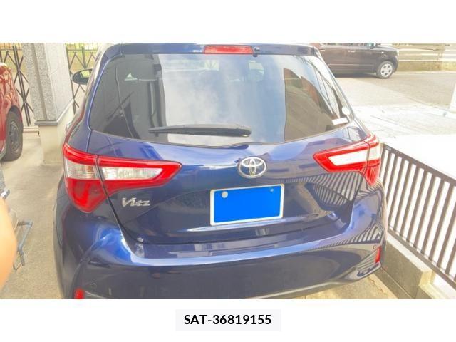 Toyota VITZ 2017-10 8039012-4