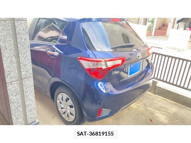 Toyota VITZ 2017-10 8039012-5
