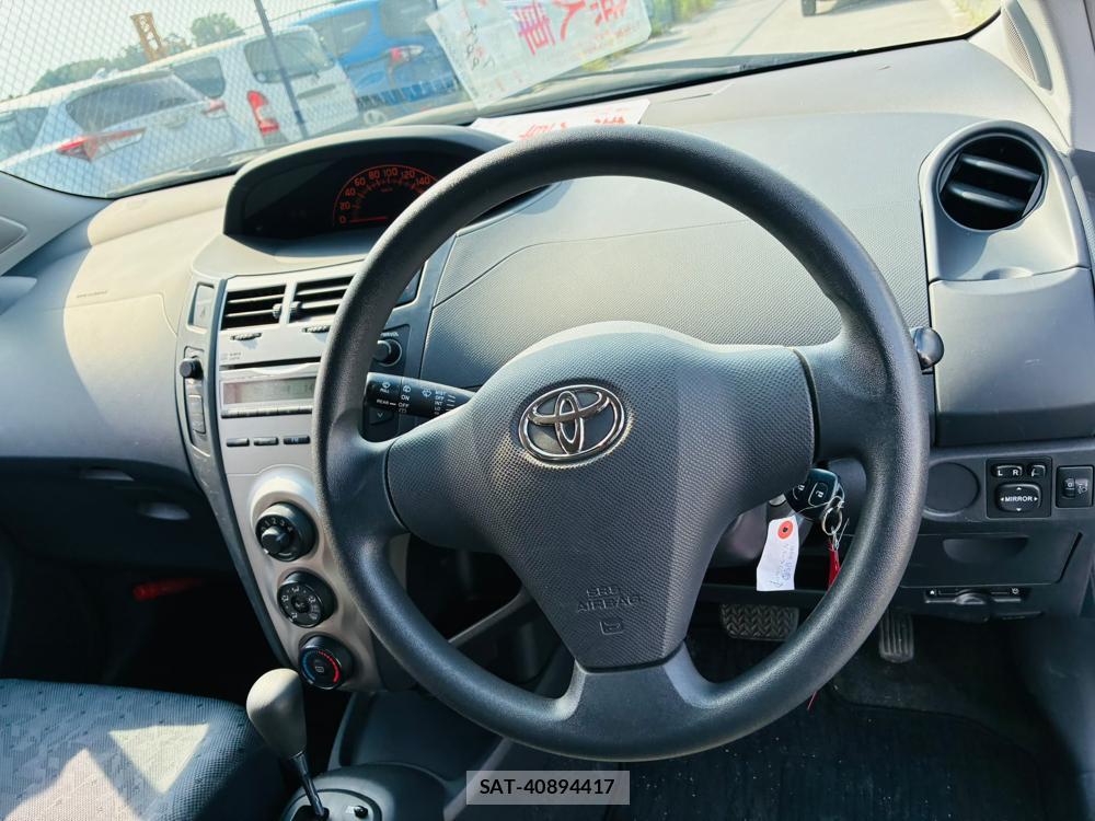 Toyota VITZ 2010-07 8053177-14