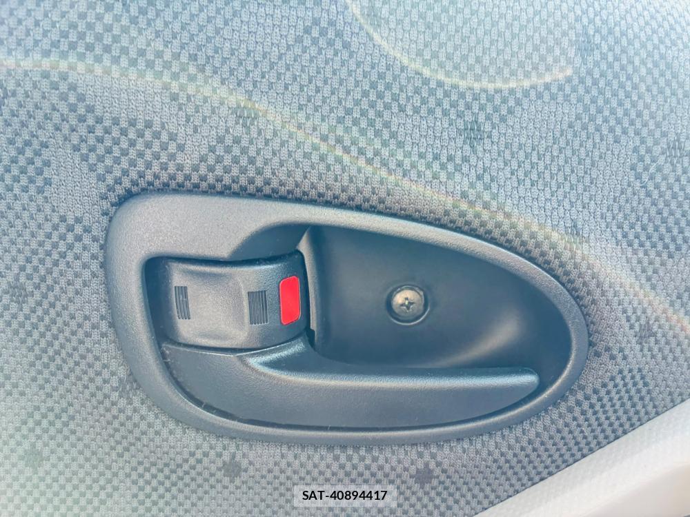 Toyota VITZ 2010-07 8053177-20