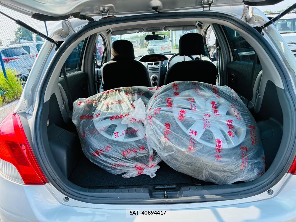 Toyota VITZ 2010-07 8053177-24