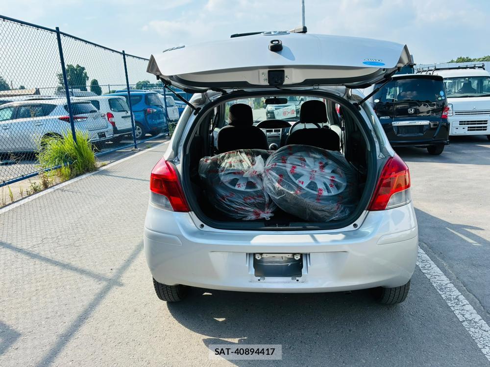 Toyota VITZ 2010-07 8053177-25