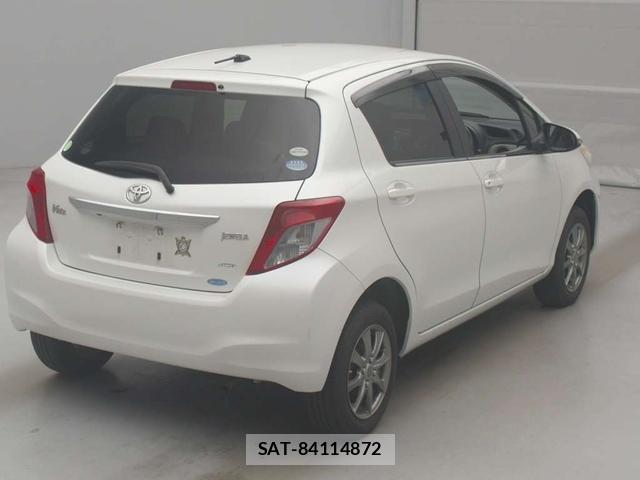 Toyota VITZ 2011-06 8056471-1