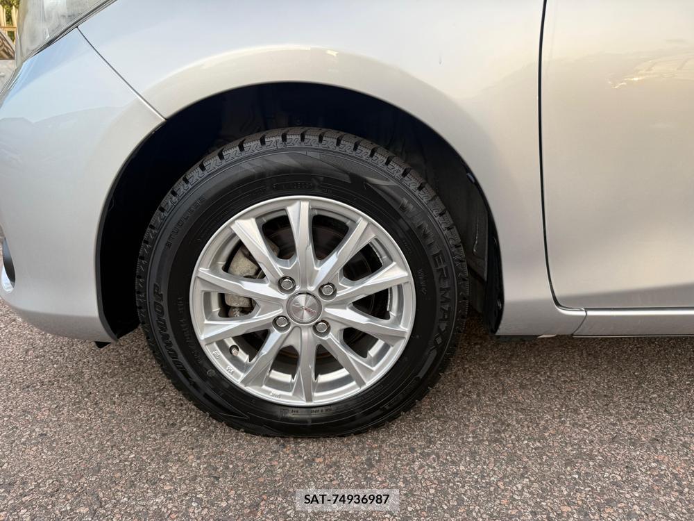 Toyota VITZ 2012-07 1325368-25