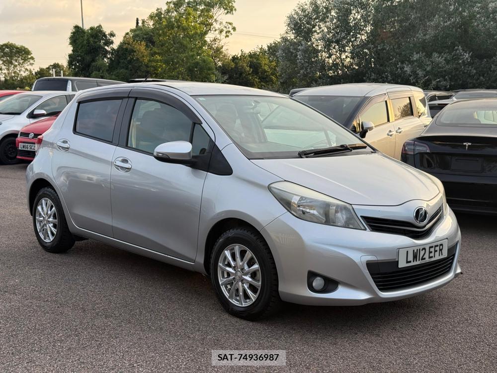 Toyota VITZ 2012-07 1325368-5