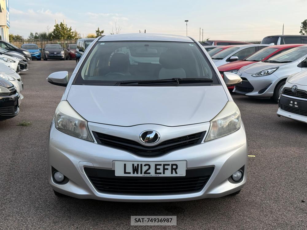 Toyota VITZ 2012-07 1325368-7