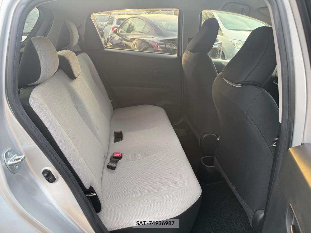 Toyota VITZ 2012-07 1325368-8