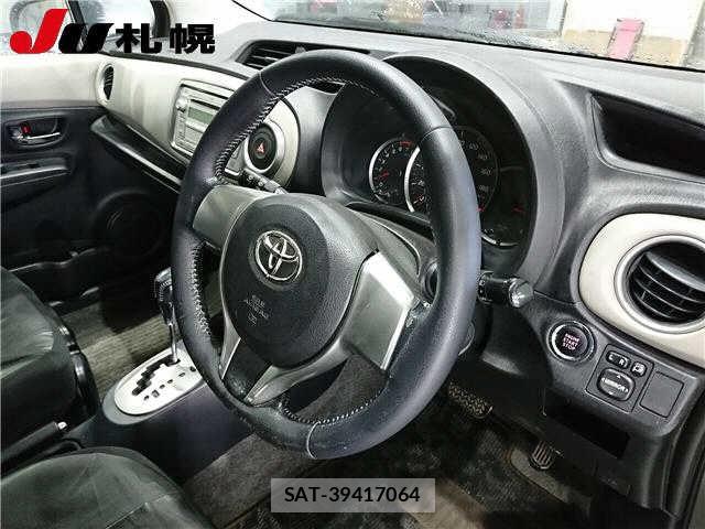 Toyota VITZ 2011-06 8068532-4