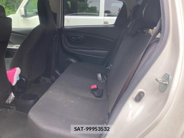 Toyota VITZ 2015-01 8076052-13