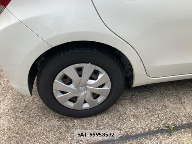Toyota VITZ 2015-01 8076052-5