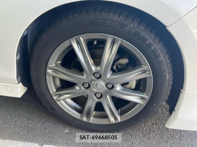 Toyota VITZ 2011-12 8076049-6