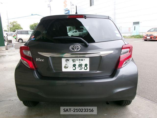 Toyota VITZ 2016-04 8076053-3
