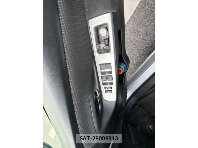 Toyota VITZ 2014-09 8076054-11