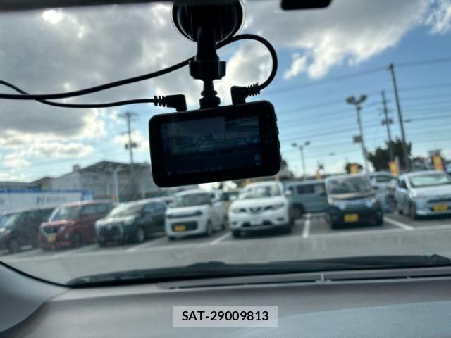 Toyota VITZ 2014-09 8076054-15