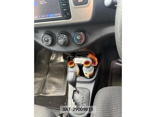 Toyota VITZ 2014-09 8076054-18