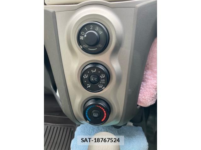 Toyota VITZ 2009-08 8076056-17