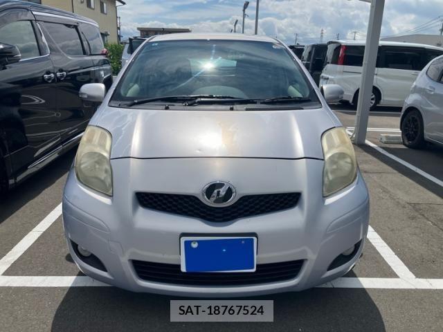 Toyota VITZ 2009-08 8076056-1