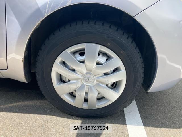 Toyota VITZ 2009-08 8076056-6