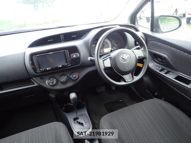 Toyota VITZ 2019-06 8091779-19