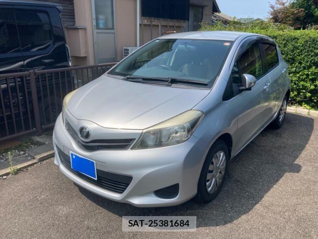 Toyota VITZ 2013-05 8102511-1