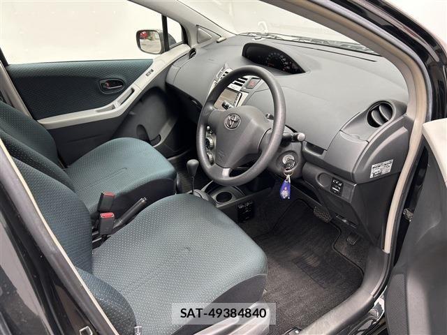 Toyota VITZ 2007-03 8102509-6