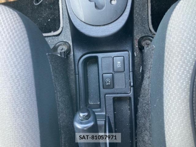 Toyota VITZ 2011-11 8102514-13