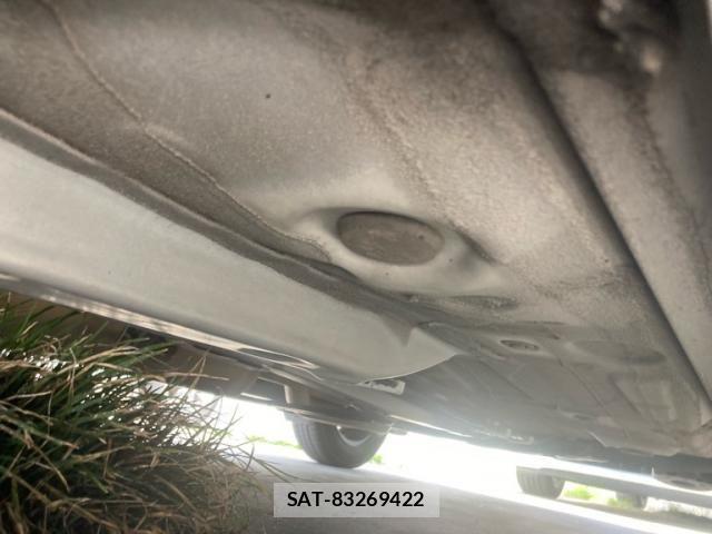 Toyota VITZ 2012-05 8102512-8
