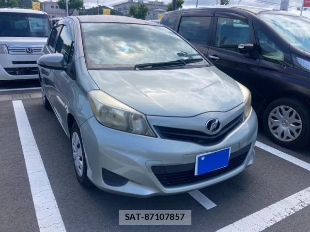 Toyota VITZ 2012-02 8102522-2