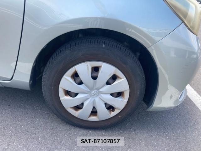 Toyota VITZ 2012-02 8102522-8