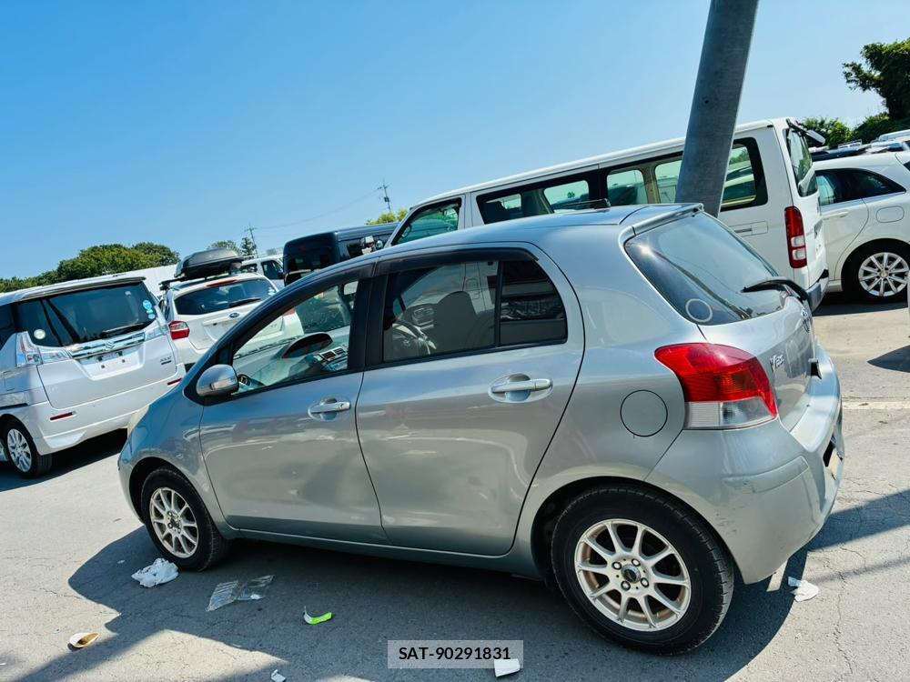 Toyota VITZ 2008-05 7933418-1
