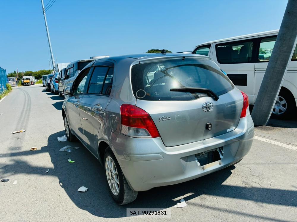 Toyota VITZ 2008-05 7933418-2