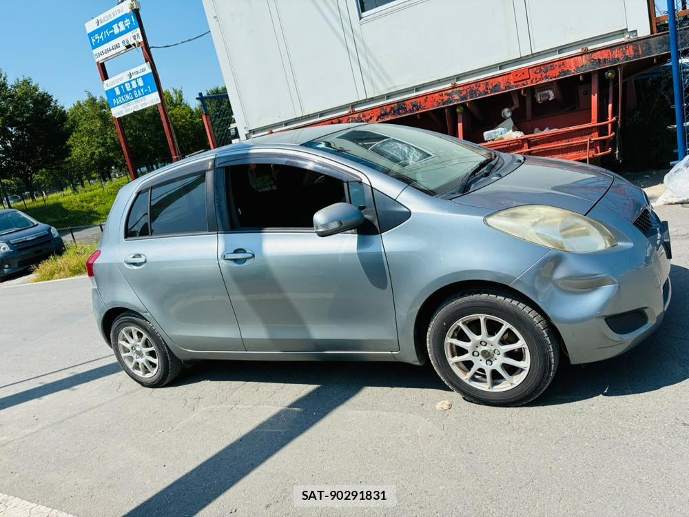Toyota VITZ 2008-05 7933418-5