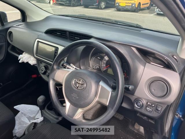 Toyota VITZ 2015-01 8102521-12